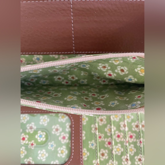 Fossil Vintage Floral Zip Around Wallet - Picture 13 of 13